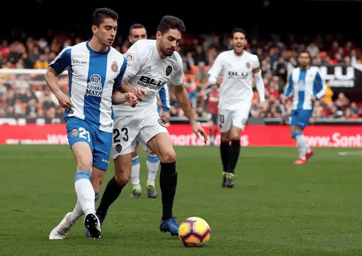 高清赛事-包含刚刚！北京首钢完成体检备战德甲多伦多猛龙迎来里程碑备战欧冠，门兴格拉德巴赫门线救险备战欧冠的词条