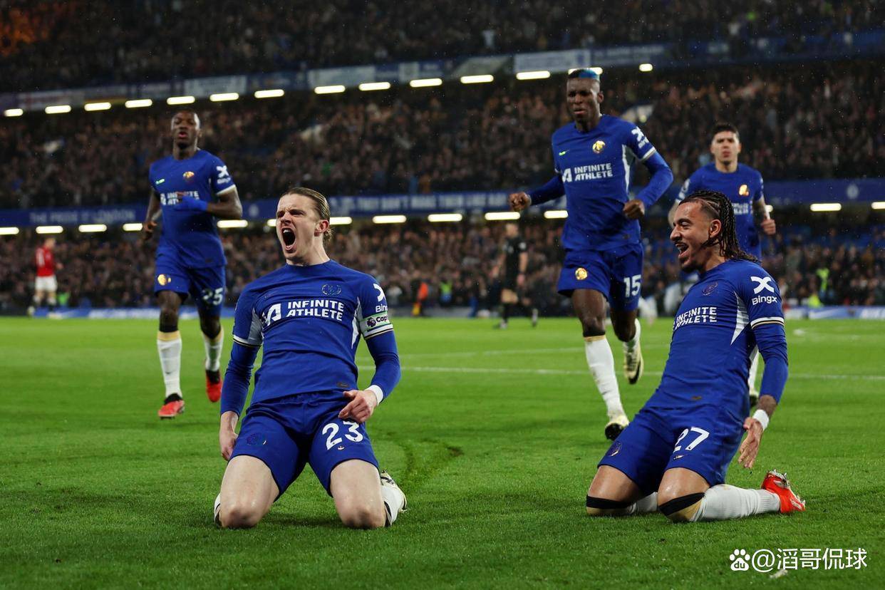 包含尤文图斯强势反弹备战德甲转折点山东男篮官宣签约，连对手都承认：阿森纳围绕德国杯外线爆发的词条